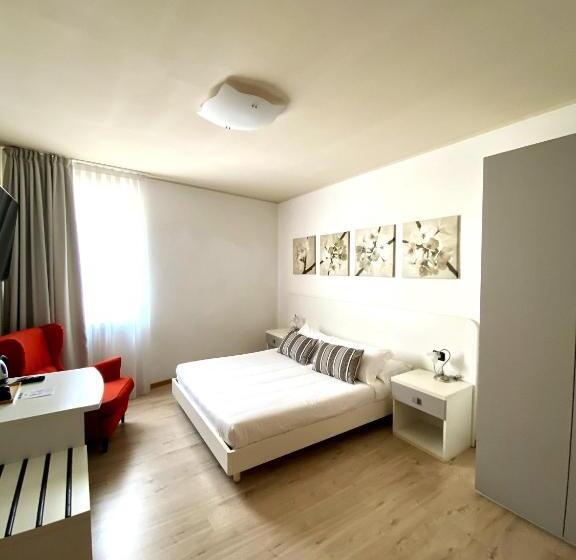 スーペリアールーム, Alle Porte