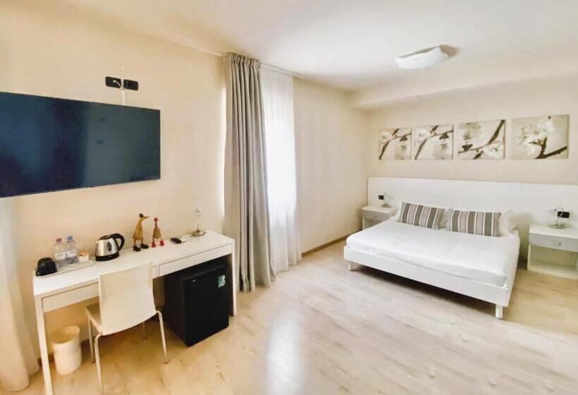 ジュニアスイート, Alle Porte