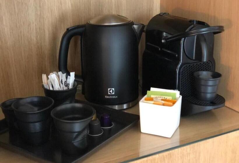 חדר סטנדרט, Aux 13 Arches