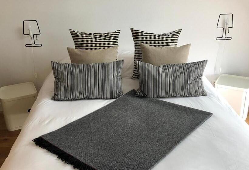 חדר סטנדרט, Aux 13 Arches