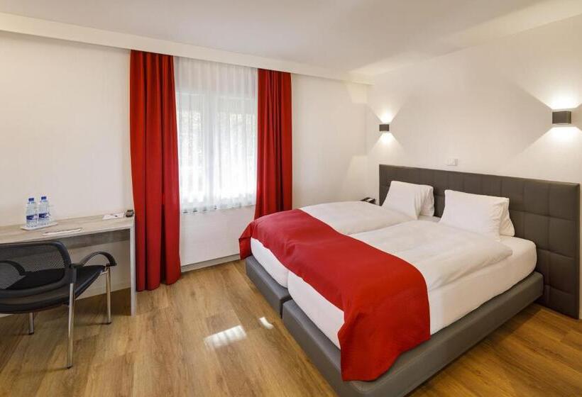 Номер Стандарт, Balsthal