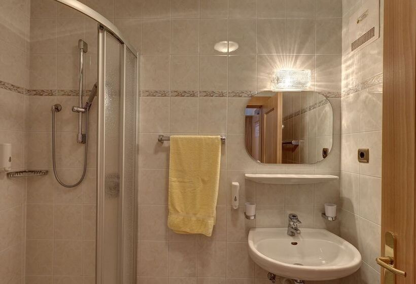 标准间, Burgfrieden