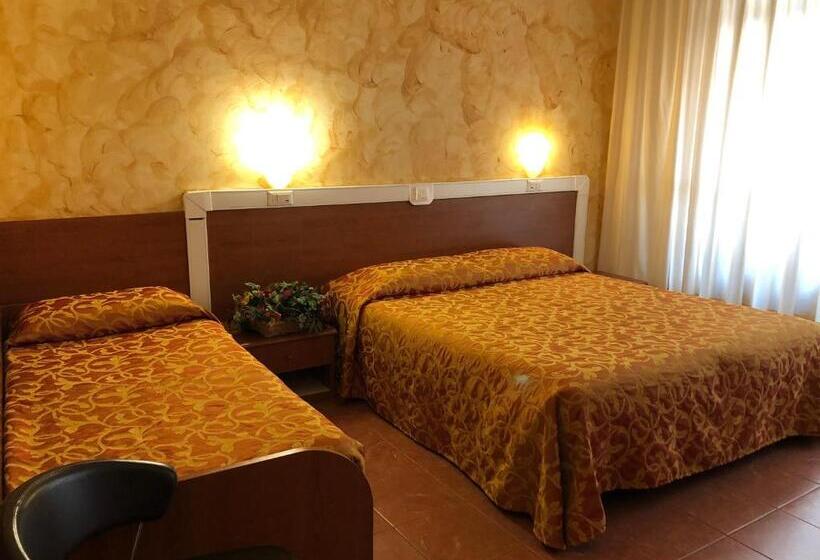 Quarto Triplo Standart, Eden