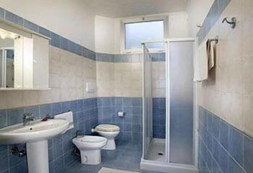 Quarto Triplo Estandar, Eden