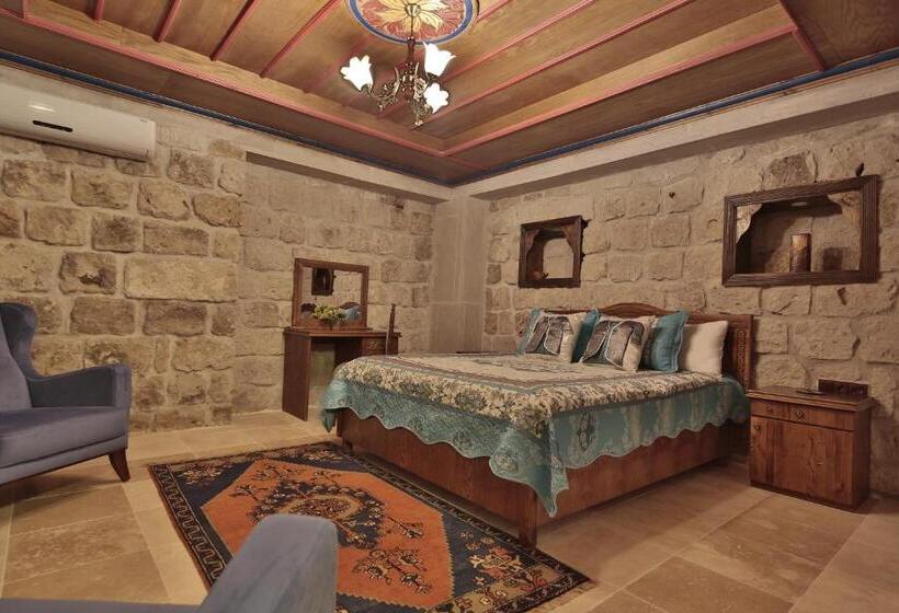 スタンダードインサイドビュールーム, Guzide Cave