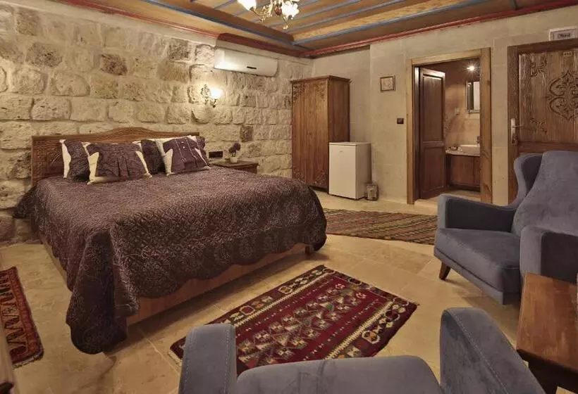 اتاق استاندارد اینتریور, Guzide Cave