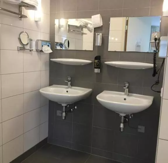 ファミリールーム, Het Hart Van Weesp