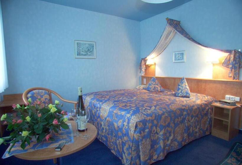 Номер Стандарт, Höhn