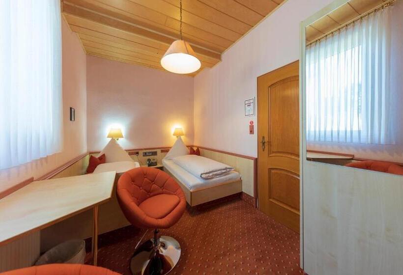 Номер Стандарт, Höhn