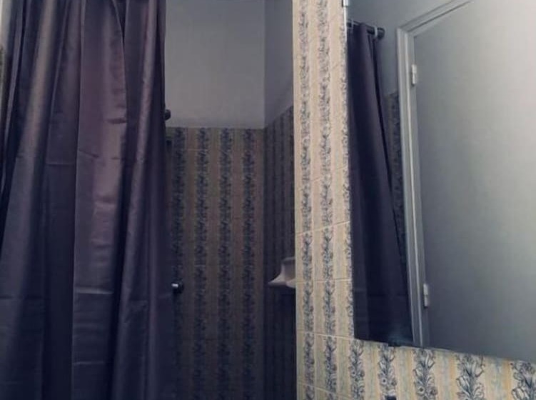 غرفة قياسية, Hôtel Moderne