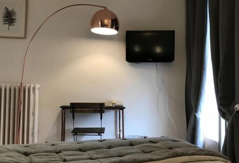 غرفة قياسية, Hôtel Moderne