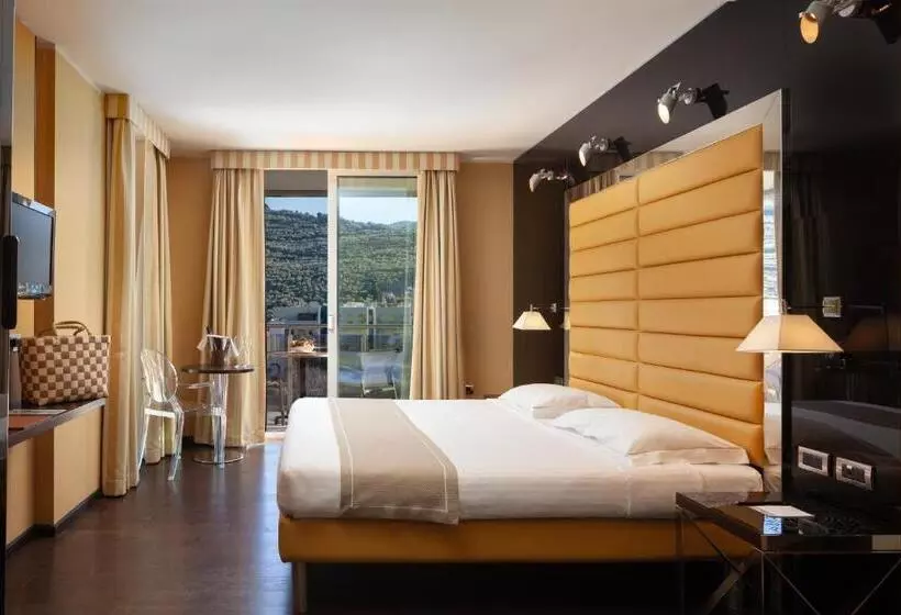 اتاق اجرایی, Kristal Palace   Tonelli Hotels   Adult Friendly