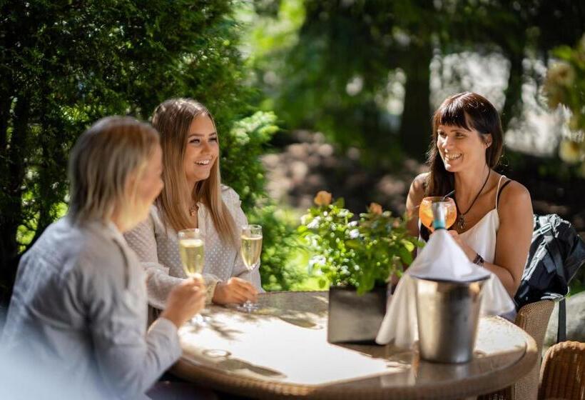 غرفة قياسية, Lampeland