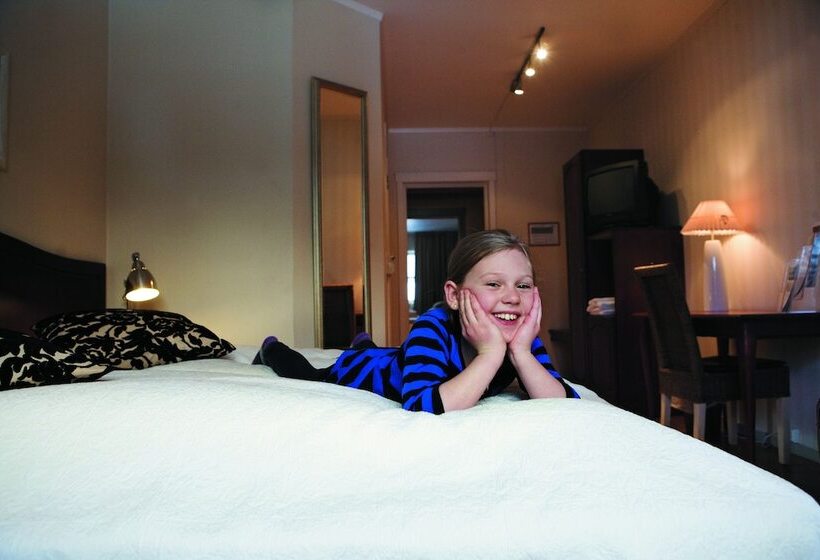 غرفة قياسية, Lampeland