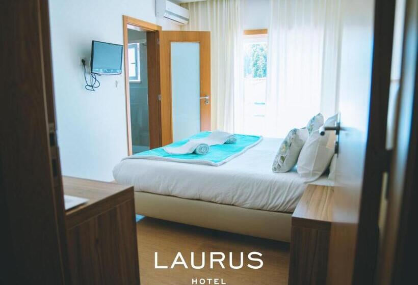 اتاق سوپریور, Laurus