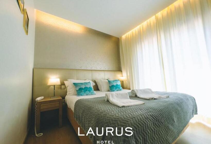اتاق سوپریور, Laurus