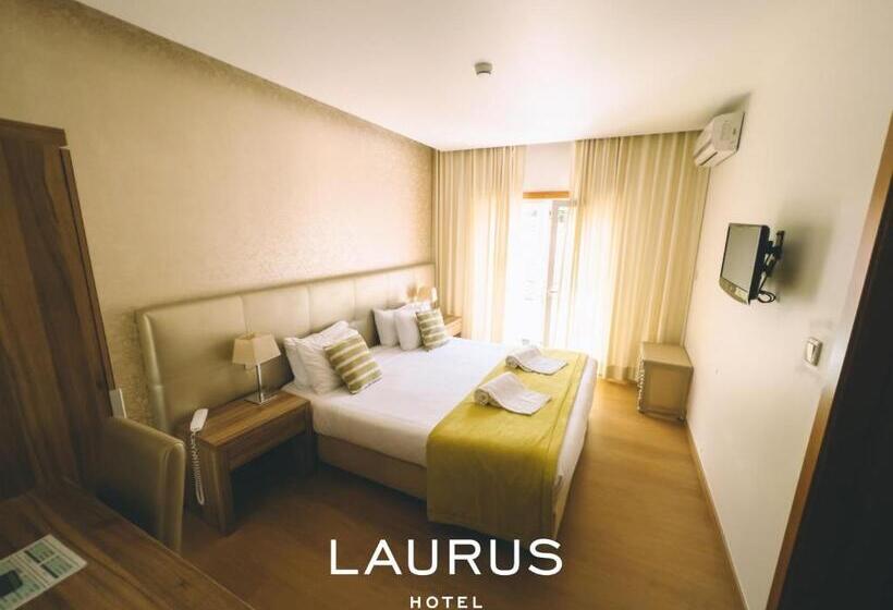 اتاق سوپریور, Laurus