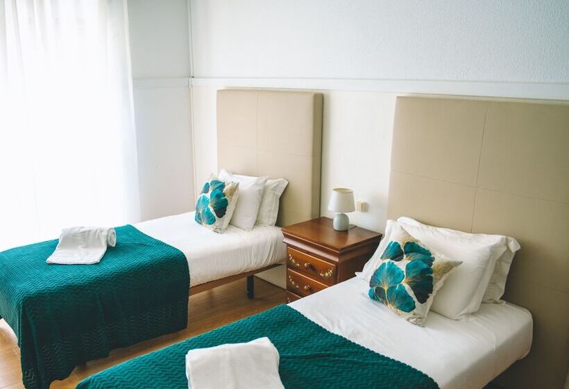 اتاق استاندارد, Laurus