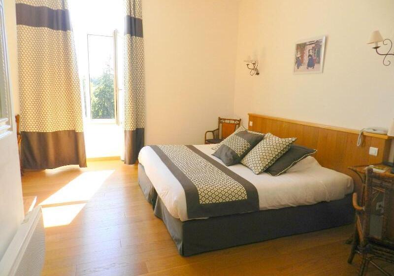 חדר קומפורט לשלושה, Domaine De La Ferrière