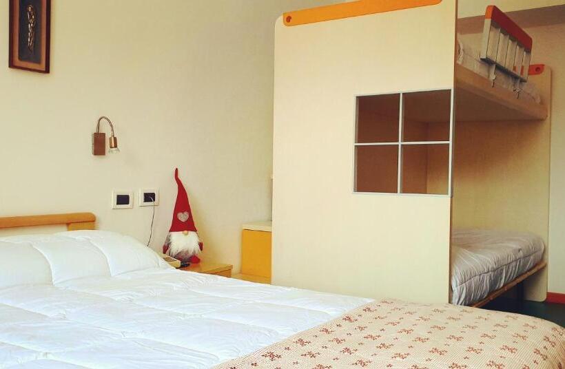 Четырехместный Номер Стандарт, Martinella