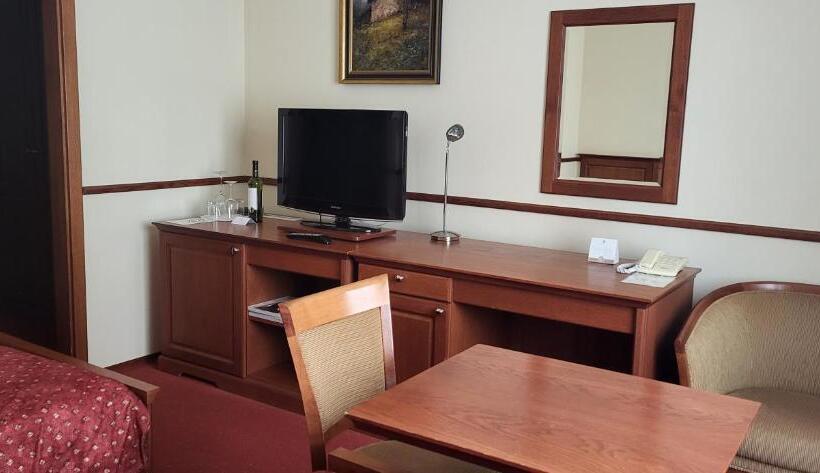 اتاق استاندارد, Matyšák