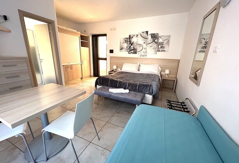 Номер Стандарт Трехместный, Resort Park Village