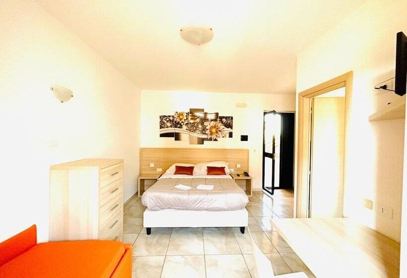 Номер Стандарт Трехместный, Resort Park Village