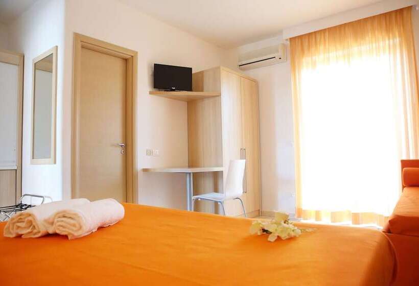 Номер Стандарт Трехместный, Resort Park Village