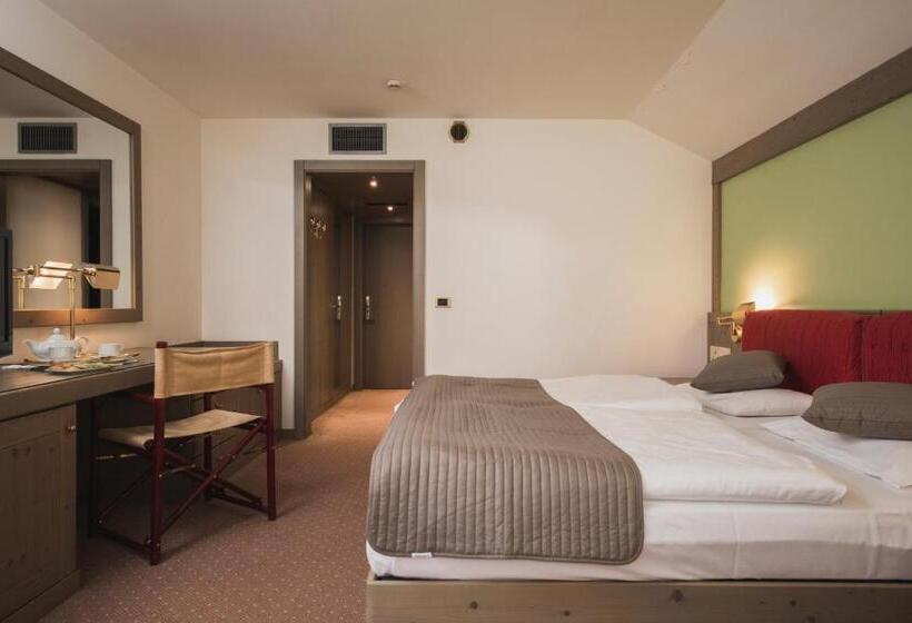 غرفة قياسية مزوَّدة بشُرفة, Rubino Deluxe