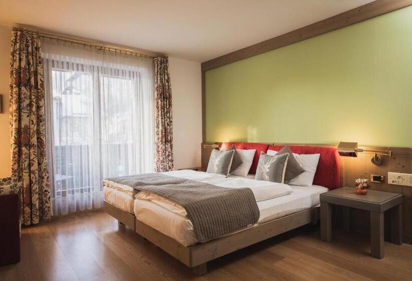 غرفة قياسية مزوَّدة بشُرفة, Rubino Deluxe