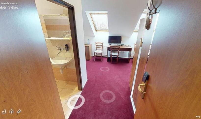 Номер Стандарт Трехместный, Selsky Dvur