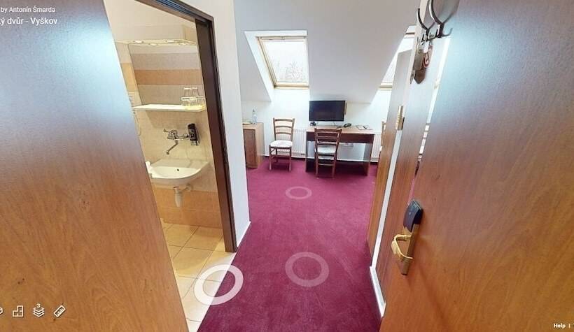 Номер Стандарт Трехместный, Selsky Dvur