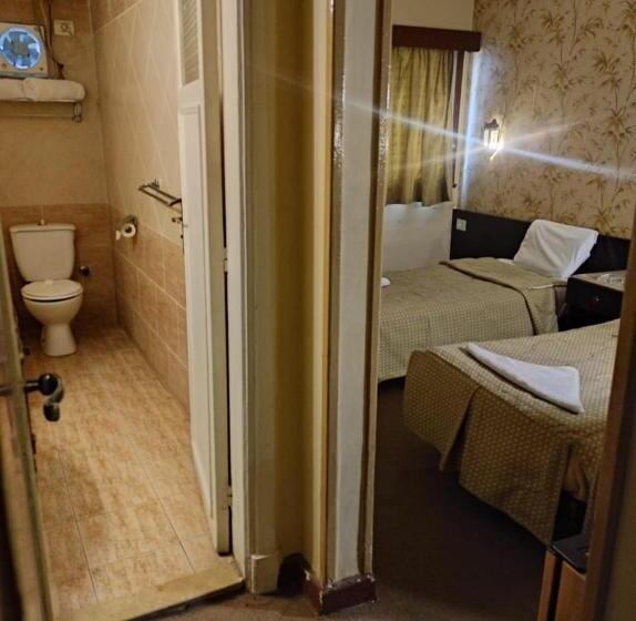 اتاق اکونومی, St.george