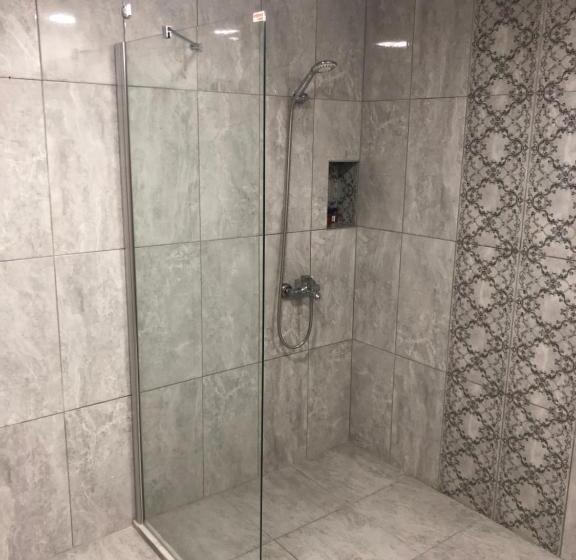 آپارتمان 1 خوابه, Urcu