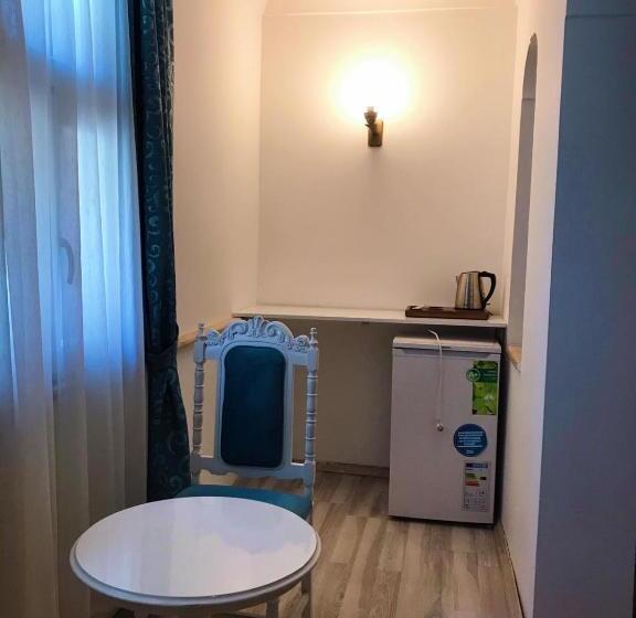 استودیوی سوپریور, Urcu