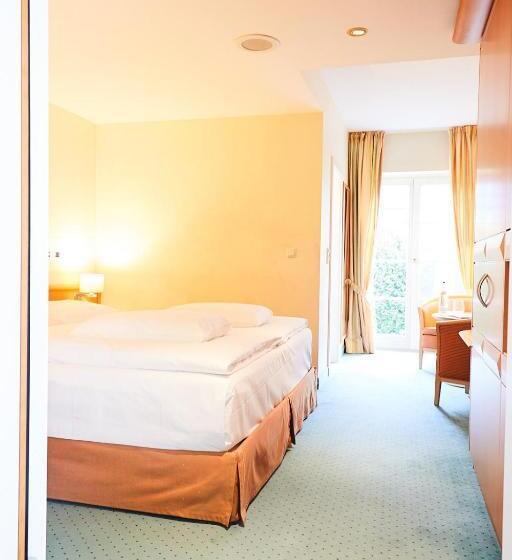 اتاق راحتی, Landhaus An De Dün