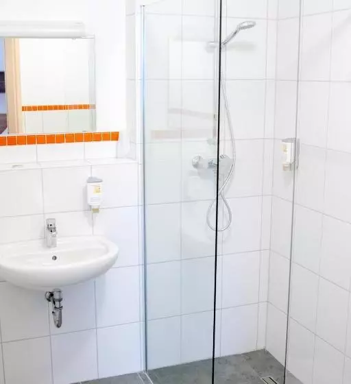 ファミリールーム, Orange Hotel Und Apartments