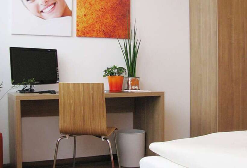 דירת חדר, Orange Hotel Und Apartments