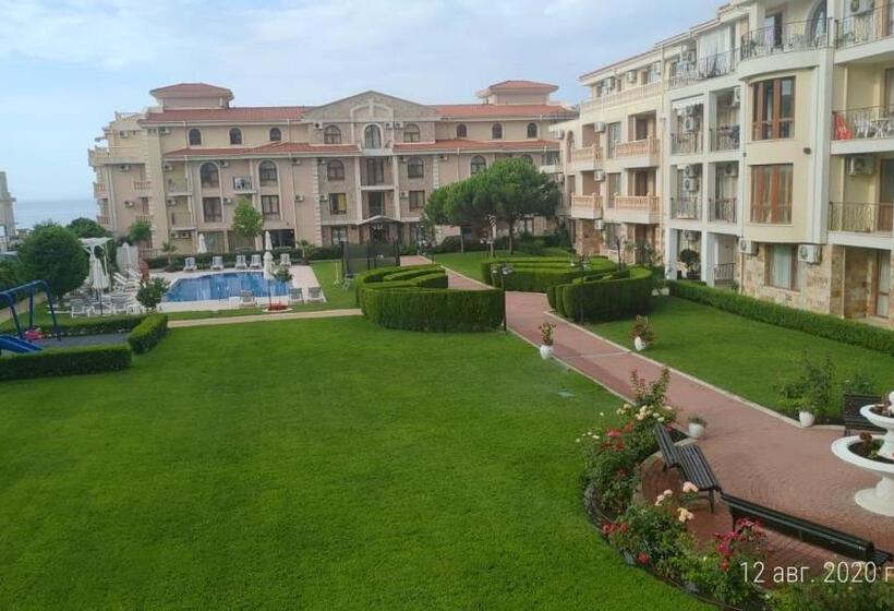 חדר דופלקס, Maisonettes In Royal Bay Residence And Spa