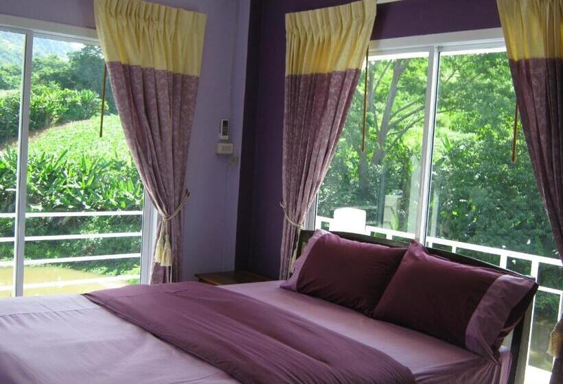 스탠다드 룸 강 전망, Dr. House