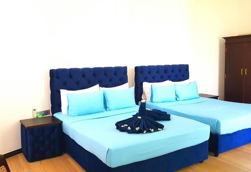 اتاق خانوادگی, White House Hotel Mirissa