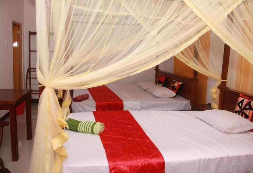 디럭스 트리플 룸, A One Calm Palace