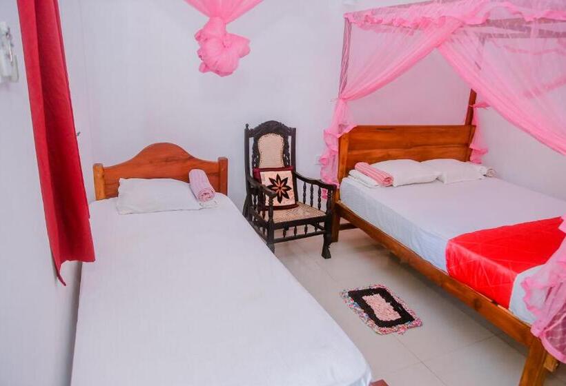 스탠다드 트리플 룸 가든 전망, A One Calm Palace