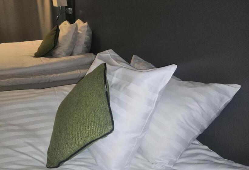 스탠다드 룸, Kauppi