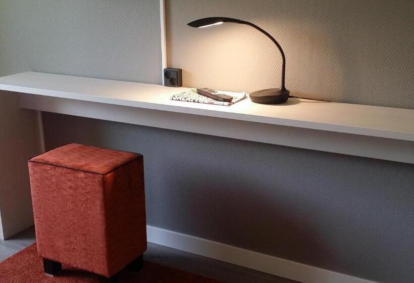 컴포트 룸, Kauppi