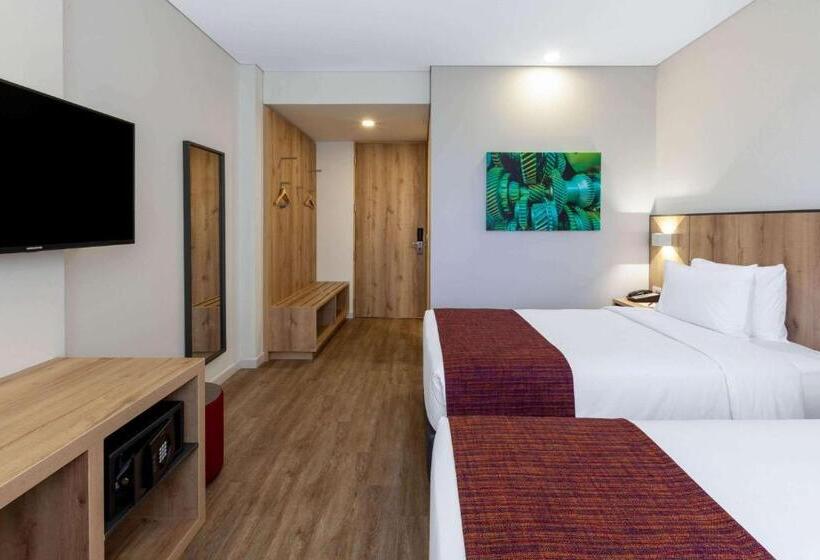 标准间, Distrito Zf