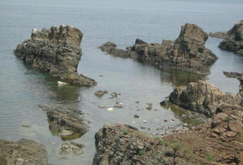 四人标准间, Villa Victoria