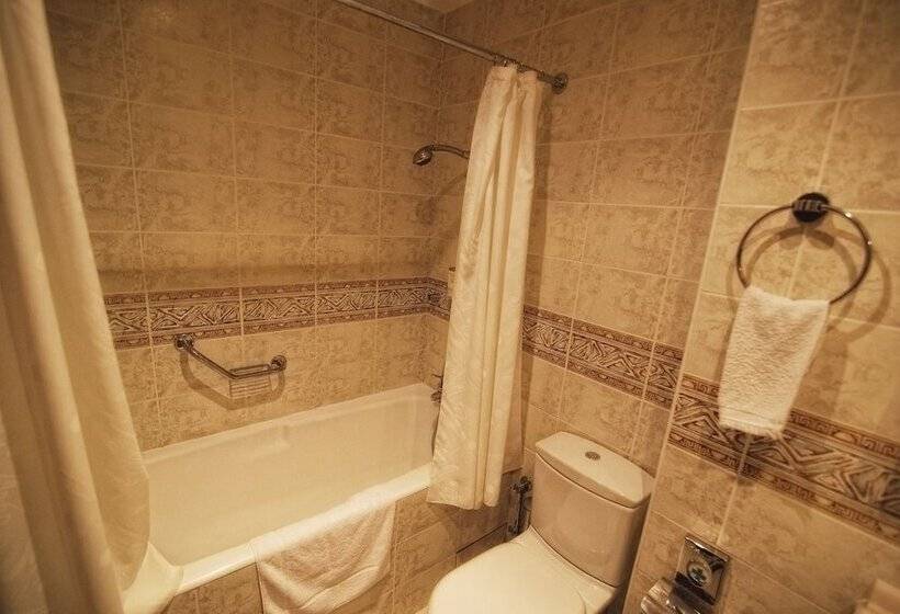 غرفة قياسية سرير كينج, Bellevue Hotel & Resort