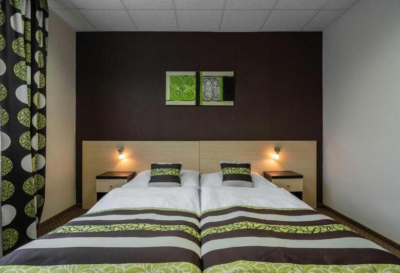 اتاق استاندارد, Bnc Hotel Restaurant Bowling