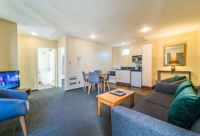 Апартаменты 2 Спальни, City Centre Motel
